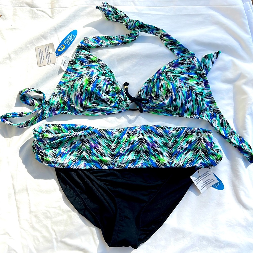 NWT… wave zone bikini…. Size 14